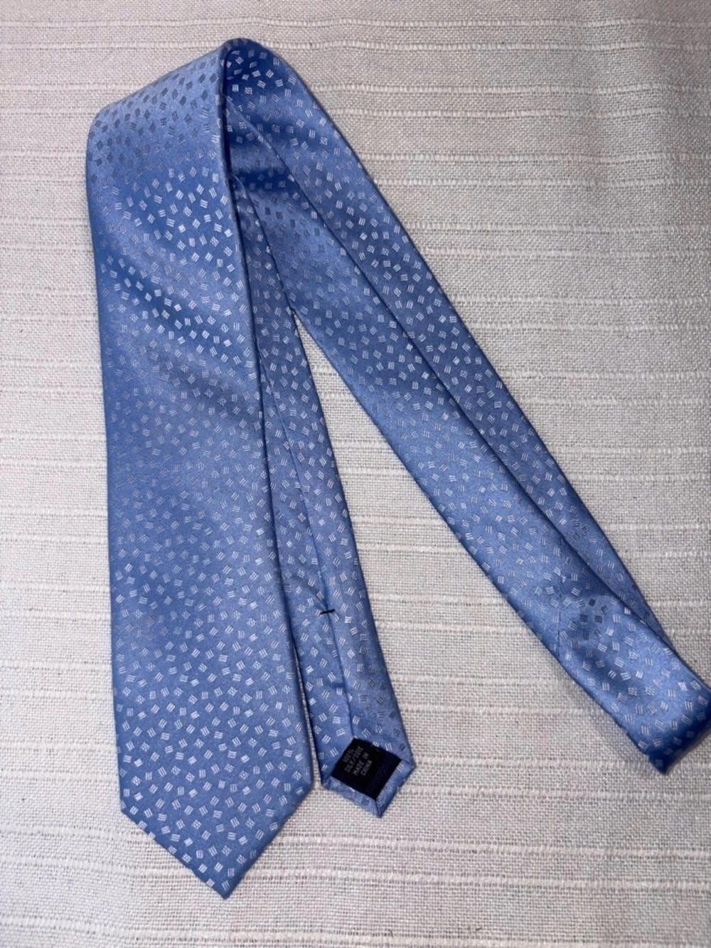 Michael Kors Necktie Light Blue Geometric Jacquard Silk One Size EUC